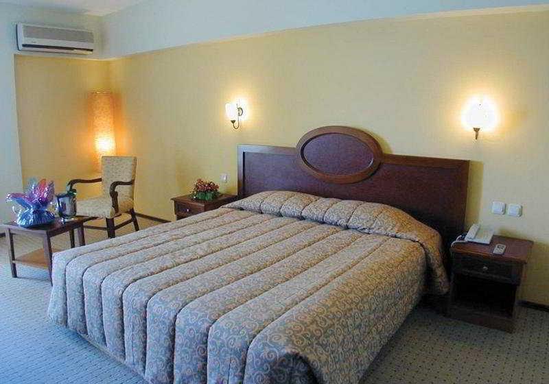 קוסדסי Kayhanbey Hotel מראה חיצוני תמונה