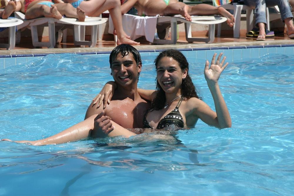 קוסדסי Kayhanbey Hotel מראה חיצוני תמונה